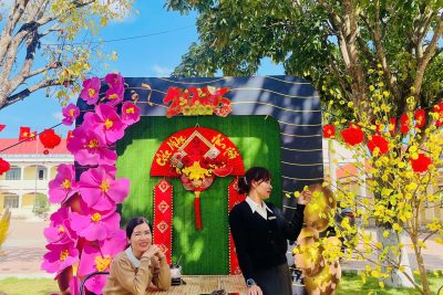 SÔI NỔI HOẠT ĐỘNG CỦA ĐOÀN THANH NIÊN – CHUẨN BỊ NGÀY HỘI VĂN HÓA CÁC DÂN TỘC